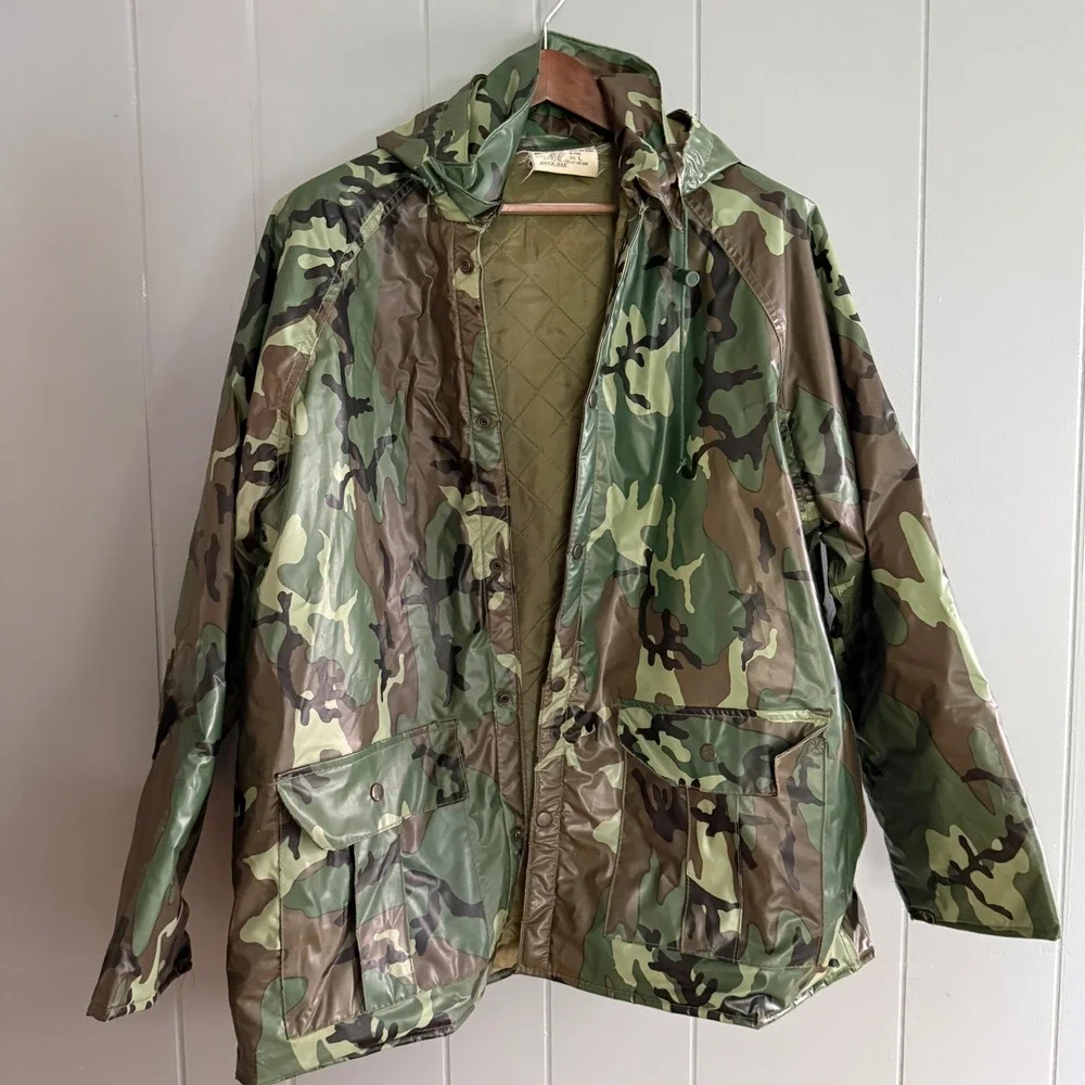 Vintage‎ Duck Bay Mens Camo Hooded Rain Jacket L PVC Waterproof Quilted Woodland